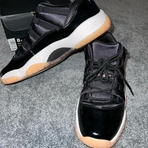 Jordan 11 Retro Low